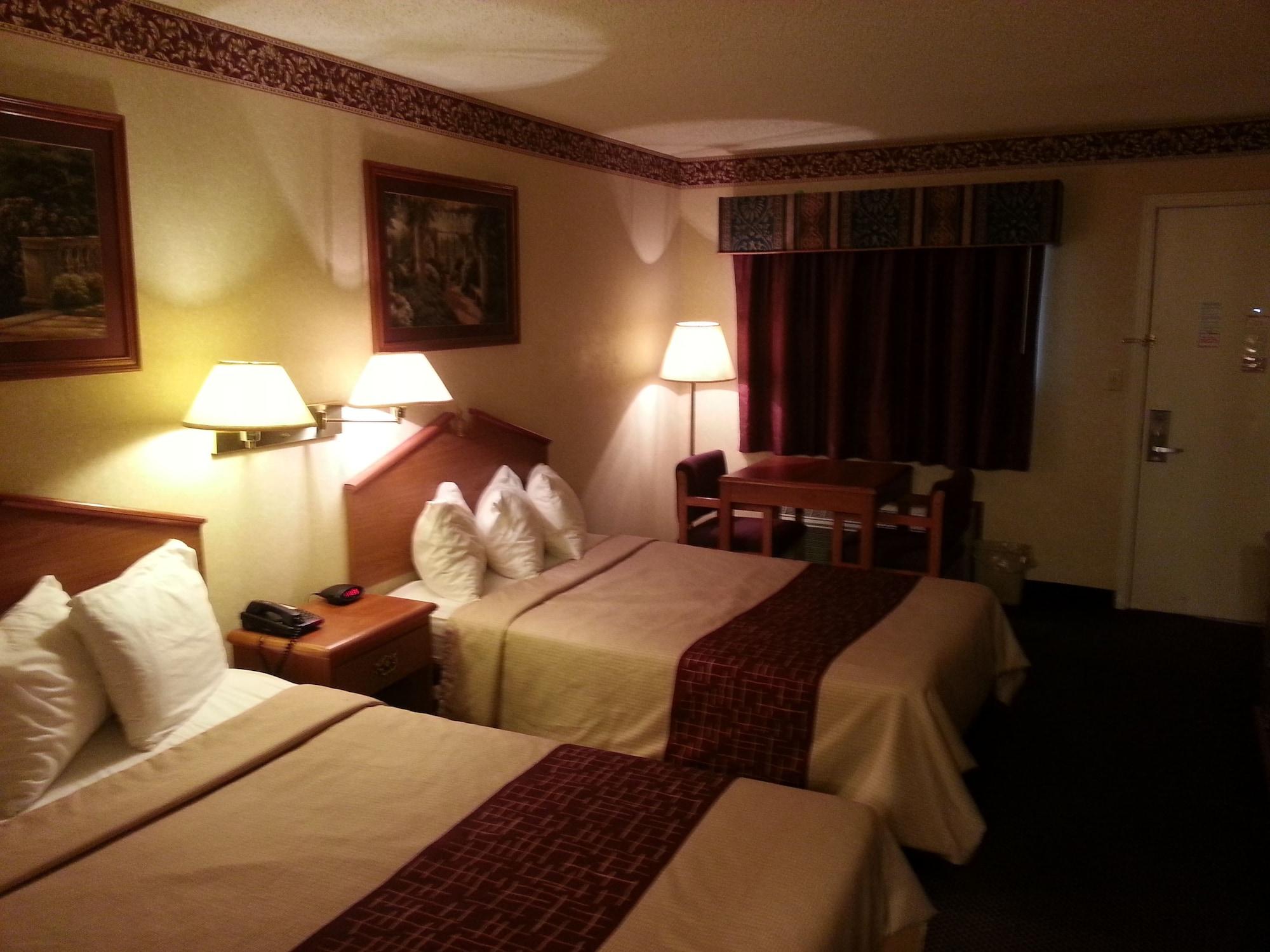 Days Inn & Suites By Wyndham Monroe Ngoại thất bức ảnh