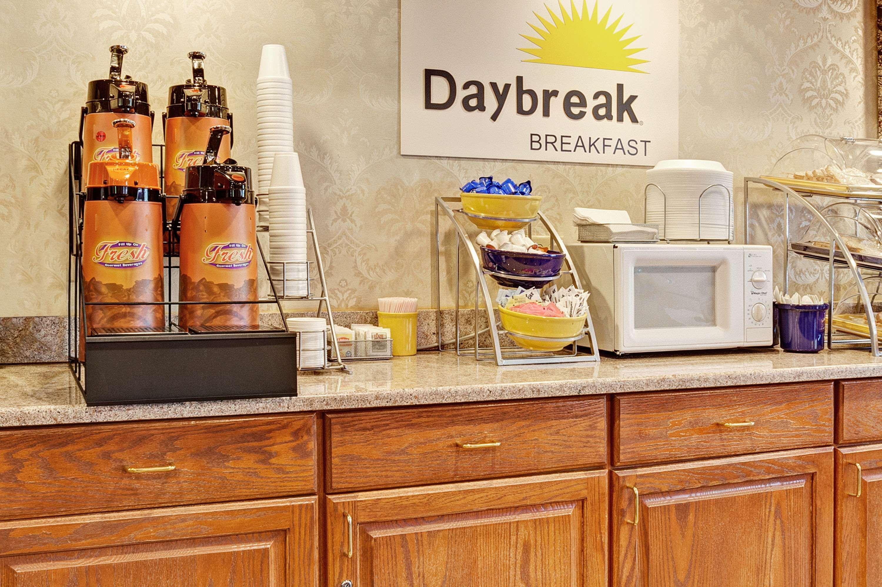 Days Inn & Suites By Wyndham Monroe Ngoại thất bức ảnh