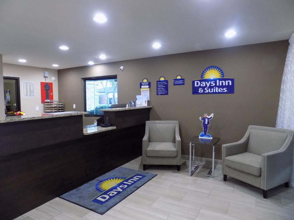 Days Inn & Suites By Wyndham Monroe Ngoại thất bức ảnh