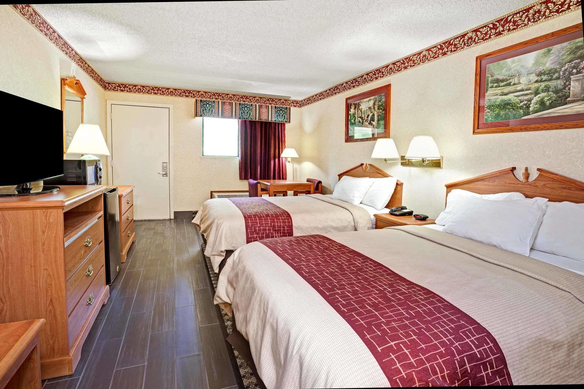 Days Inn & Suites By Wyndham Monroe Ngoại thất bức ảnh
